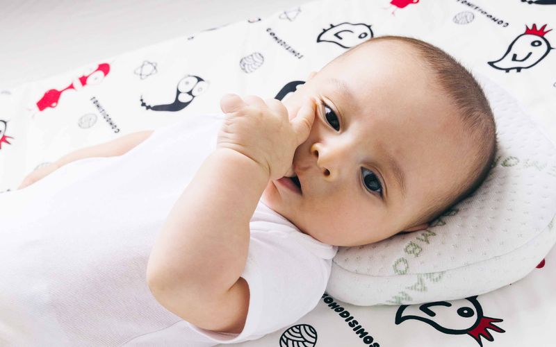 Evita la plagiocefalia: colchones para bebé - Descansín